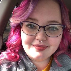 Meet your Posher, Bethani